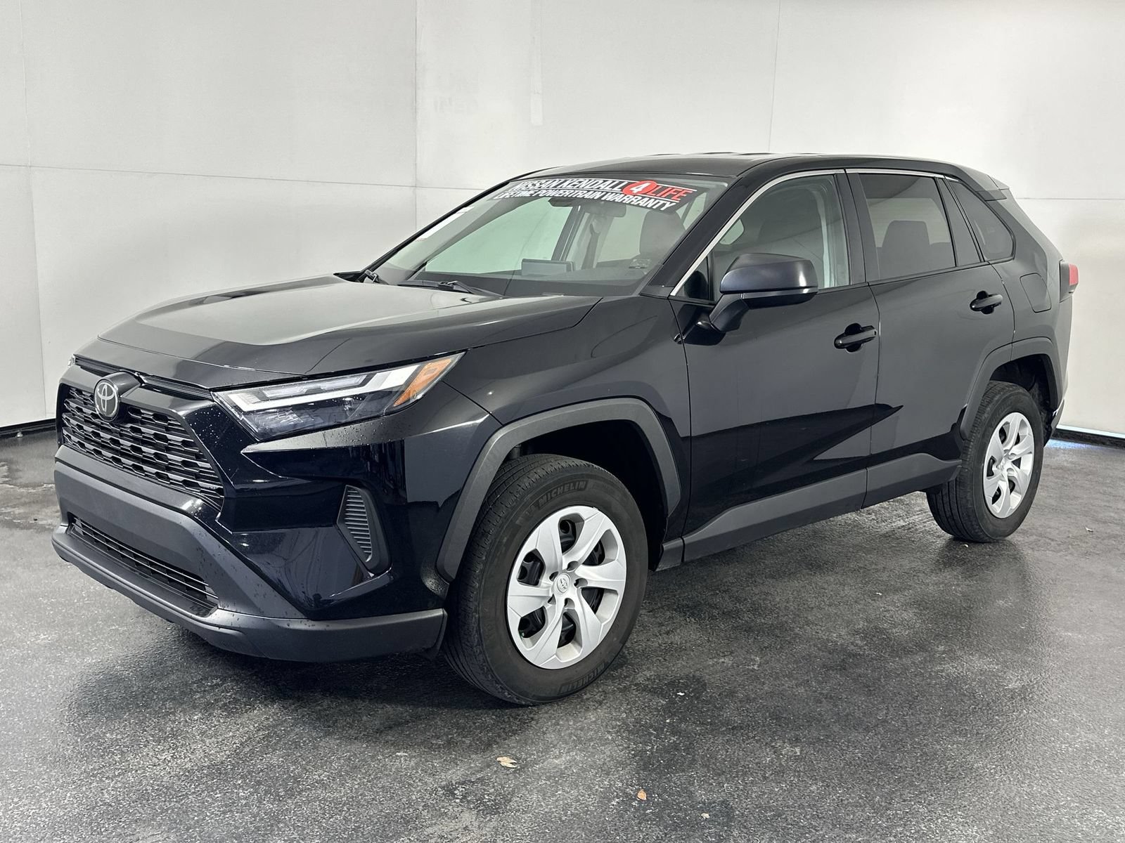 Used 2024 Toyota RAV4 LE FWD image 4