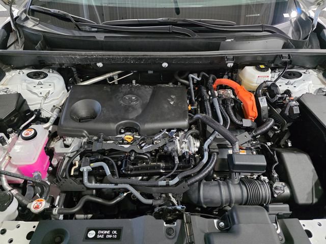 Used 2025 Toyota RAV4 XLE AWD/4WD image 27
