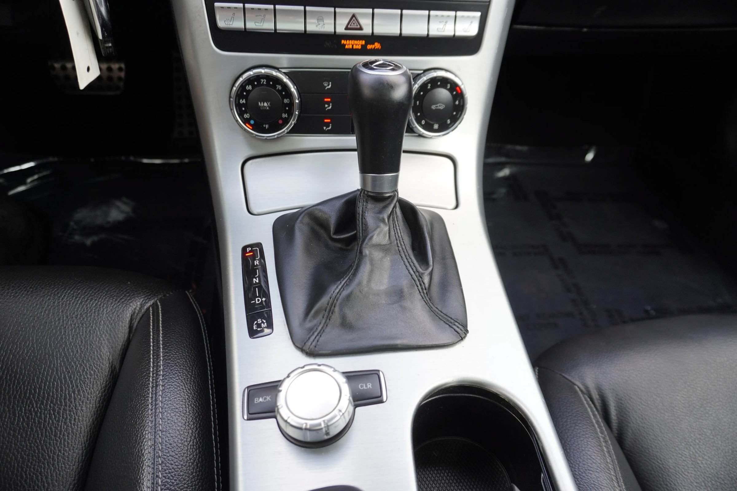 Used 2013 Mercedes-Benz SLK 250 image 16