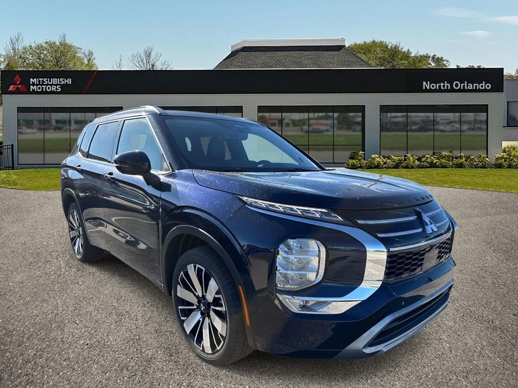 New 2025 Mitsubishi Outlander SEL image 2