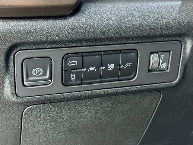 Used 2024 GMC Hummer EV 3X AWD/4WD image 10