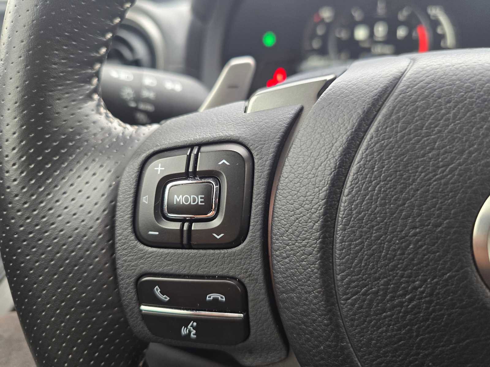 Certified 2024 Lexus RC 350 F Sport image 28