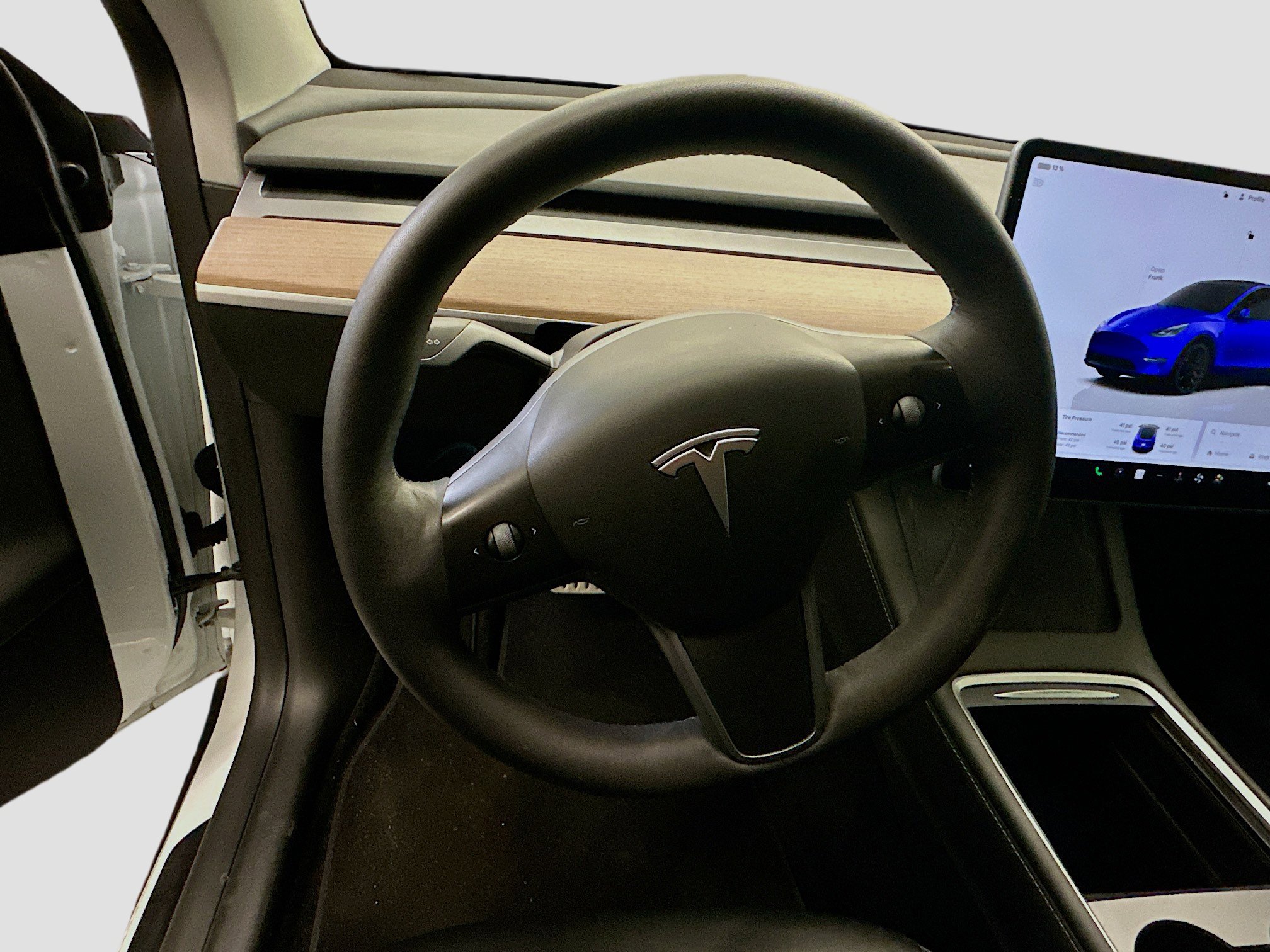 Used 2023 Tesla Model Y Performance image 17