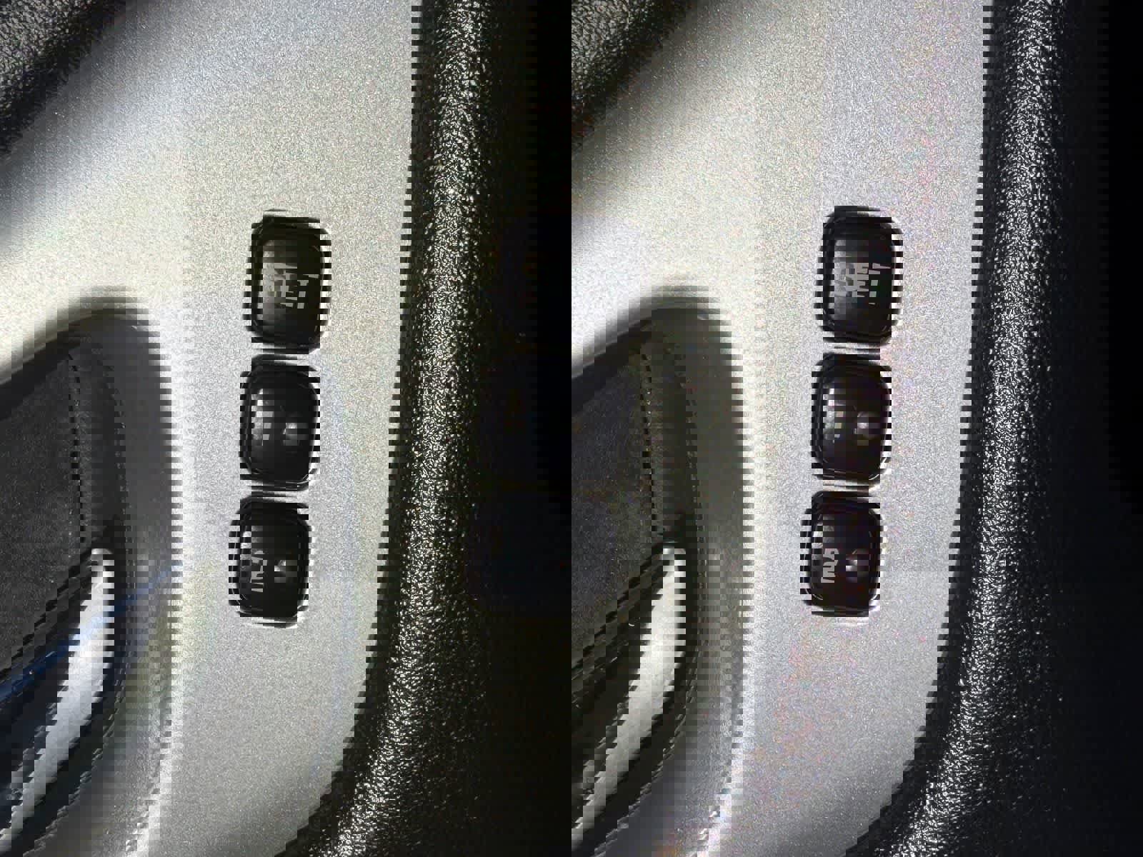 Used 2020 Nissan Pathfinder SL image 15