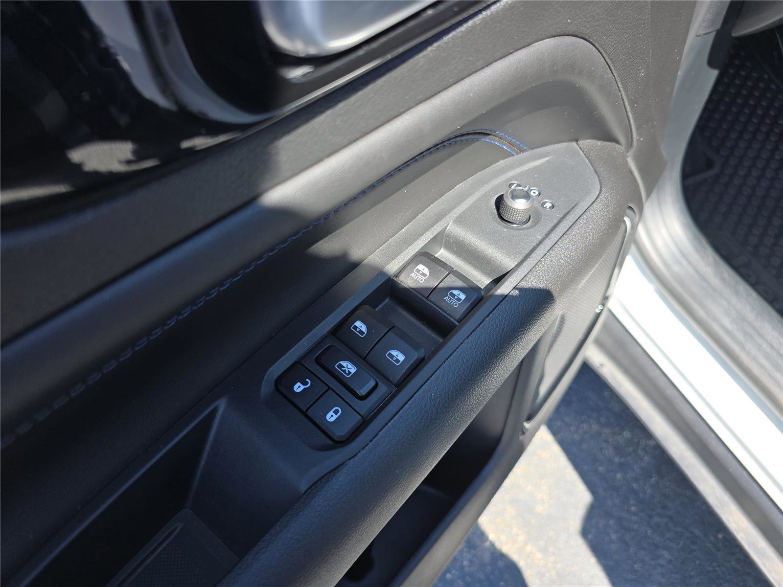 New 2026 Jeep Compass Latitude image 20