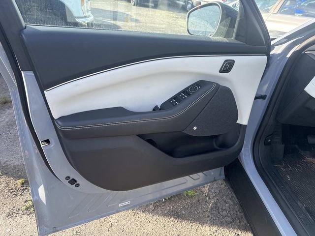 Used 2024 Ford Mustang Mach-E Premium image 17