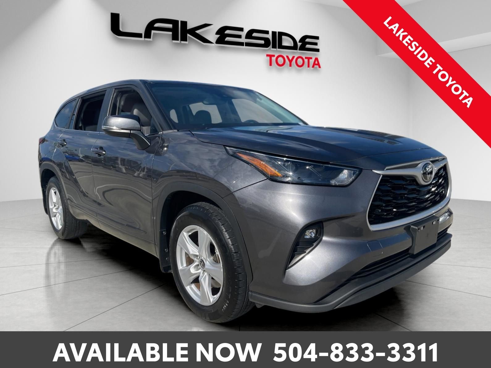 Used 2023 Toyota Highlander LE image 8