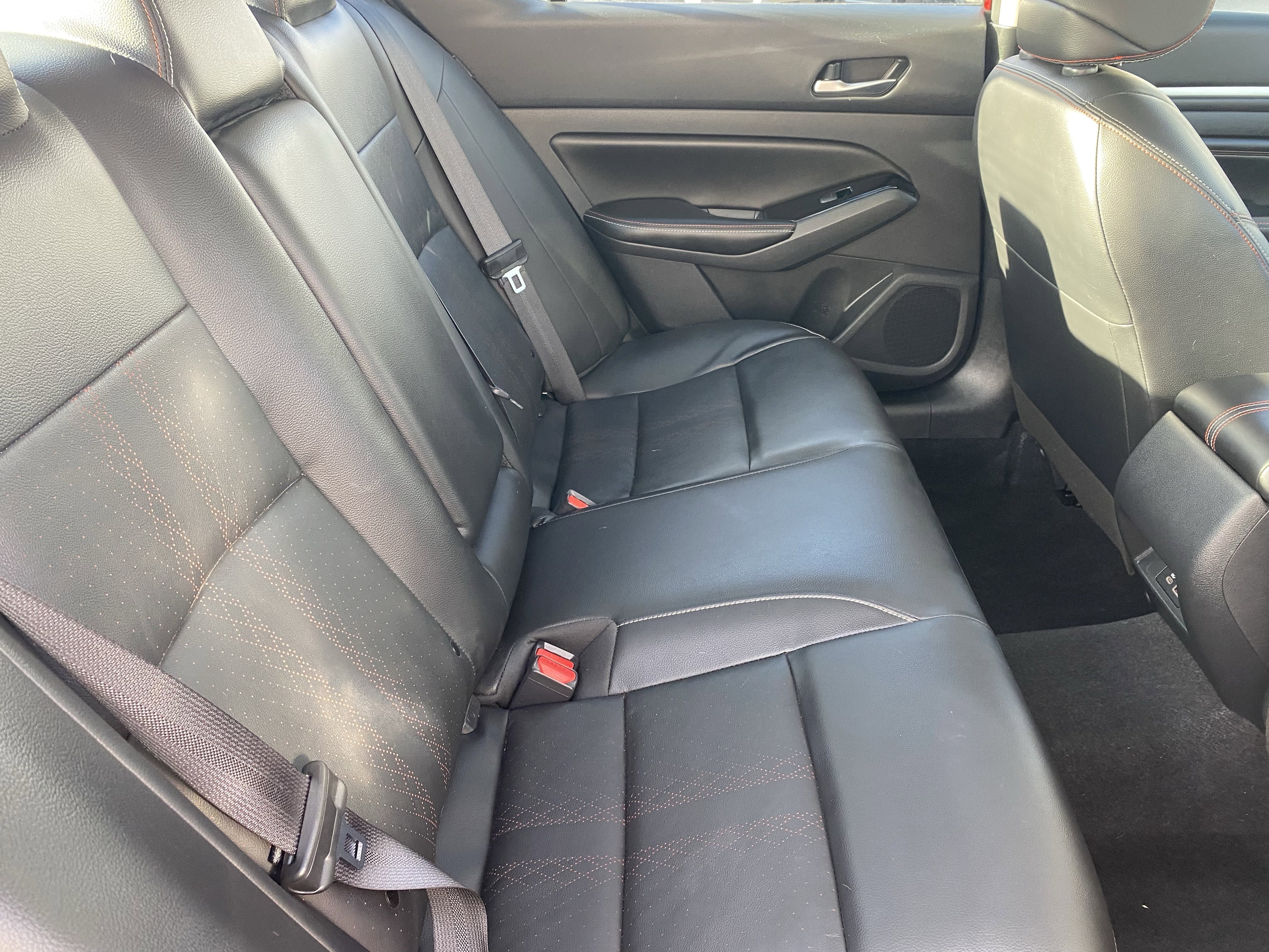 Used 2023 Nissan Altima 2.5 SR w/ SR Premium Package image 13