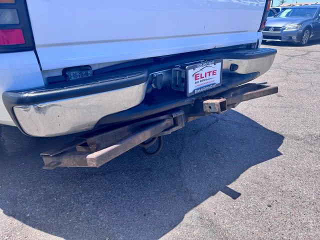 Used 2007 GMC Sierra 3500 SLT w/ Heavy-Duty Power Package image 10