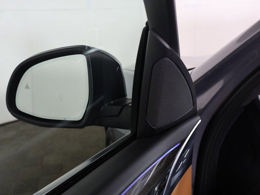 Used 2023 BMW X3 xDrive30i w/ Premium Package image 38