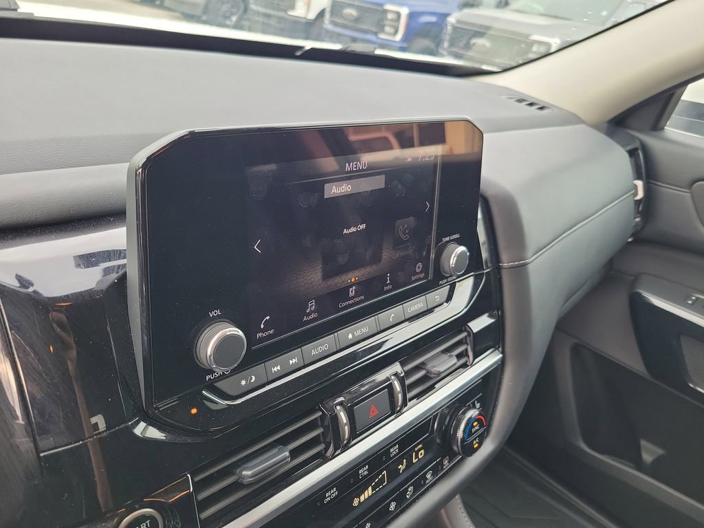 Used 2024 Nissan Pathfinder SV FWD image 22
