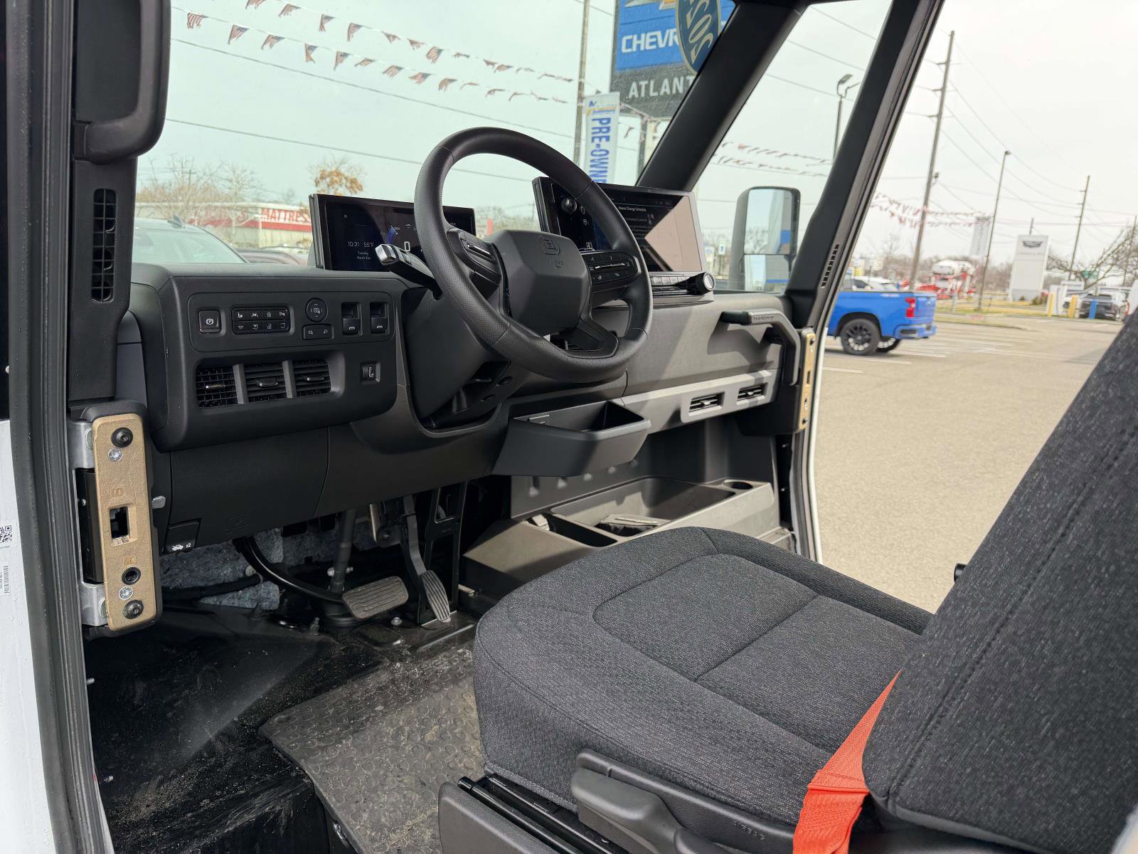 Used 2024 Chevrolet Brightdrop 600 w/ Commercial Equipment Package image 13