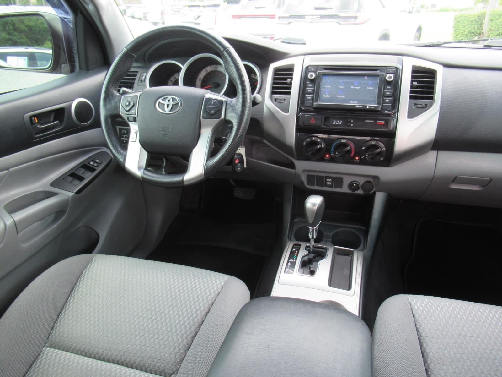 Used 2014 Toyota Tacoma PreRunner w/ SR5 Package RWD image 13