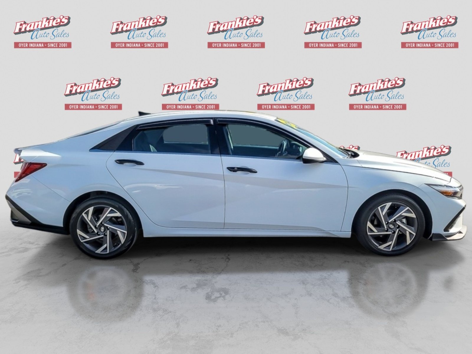 Used 2025 Hyundai Elantra SEL FWD image 6