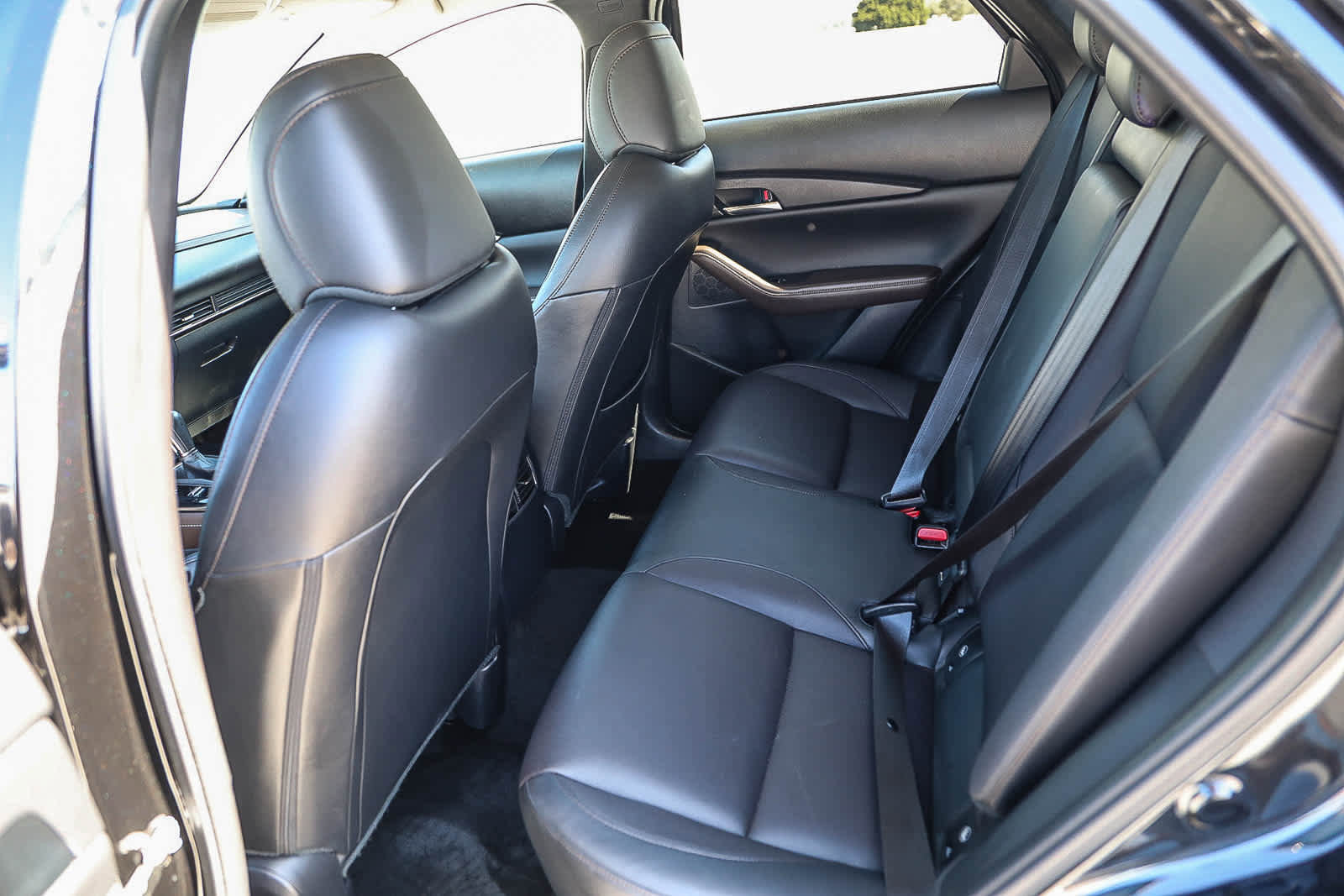 Used 2024 MAZDA CX-30 AWD 2.5 S w/ Premium Package image 18