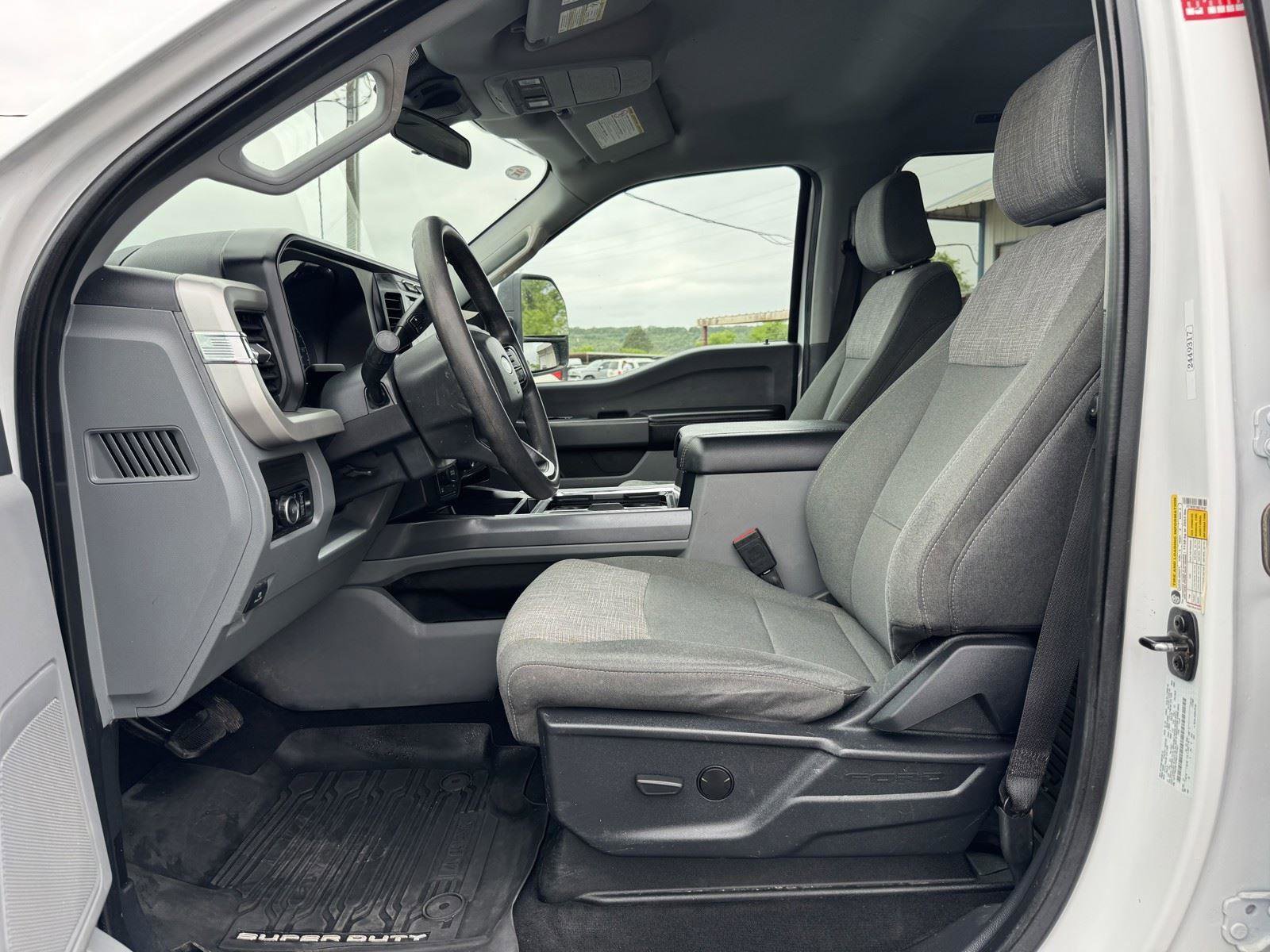 Used 2024 Ford F250 XLT w/ FX4 Off-Road Package image 22