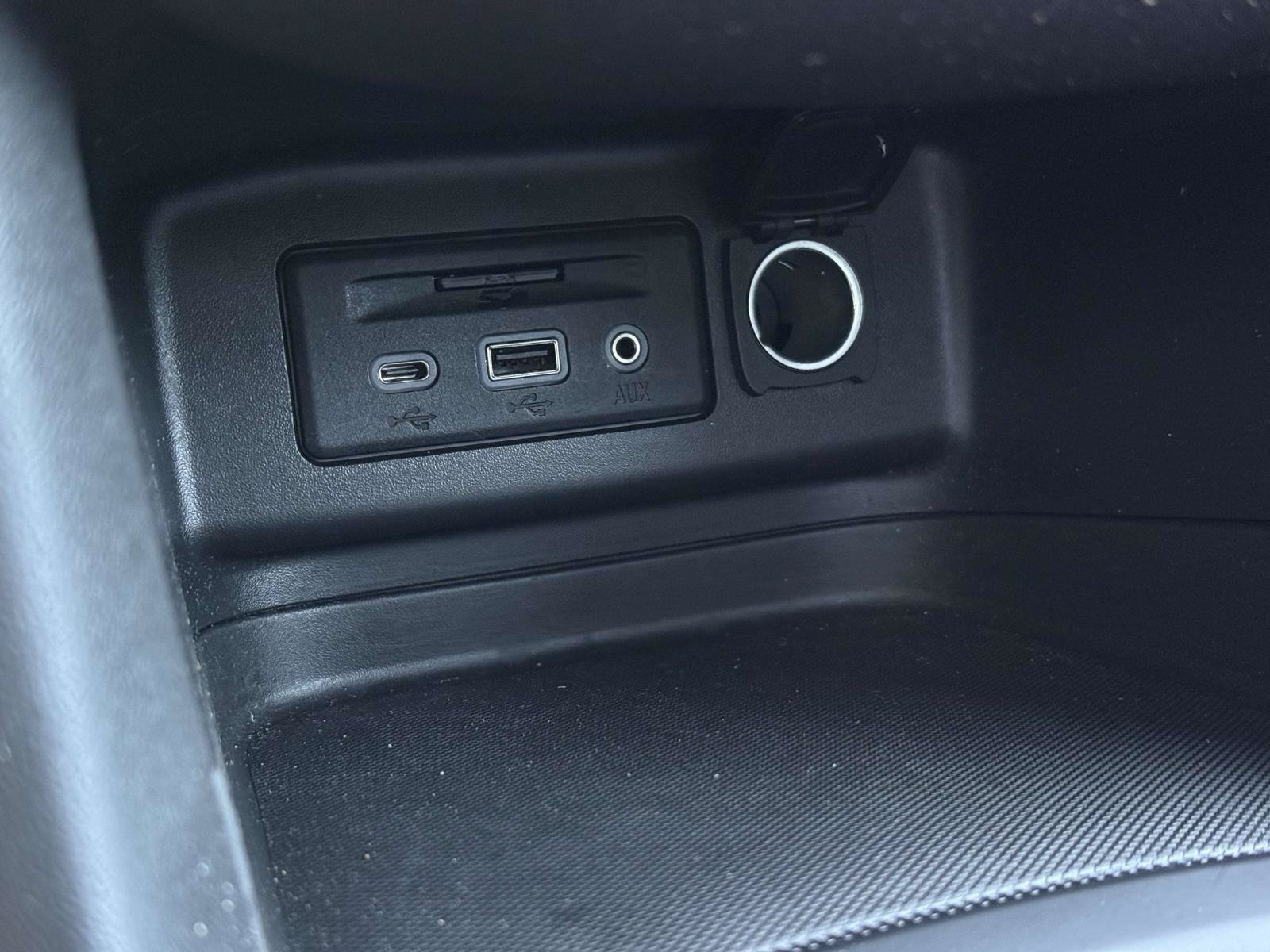 Used 2019 Chevrolet Equinox LT AWD/4WD image 25