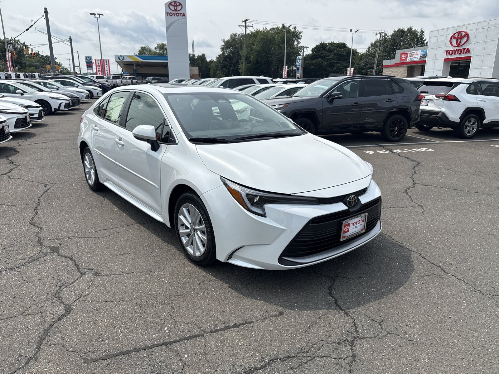 New 2026 Toyota Corolla XLE w/ Carpet Mat Package (TMS) FWD image 1