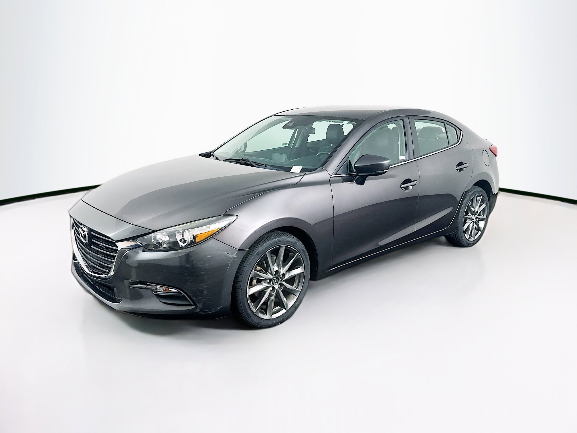 Used 2018 MAZDA MAZDA3 Touring image 3