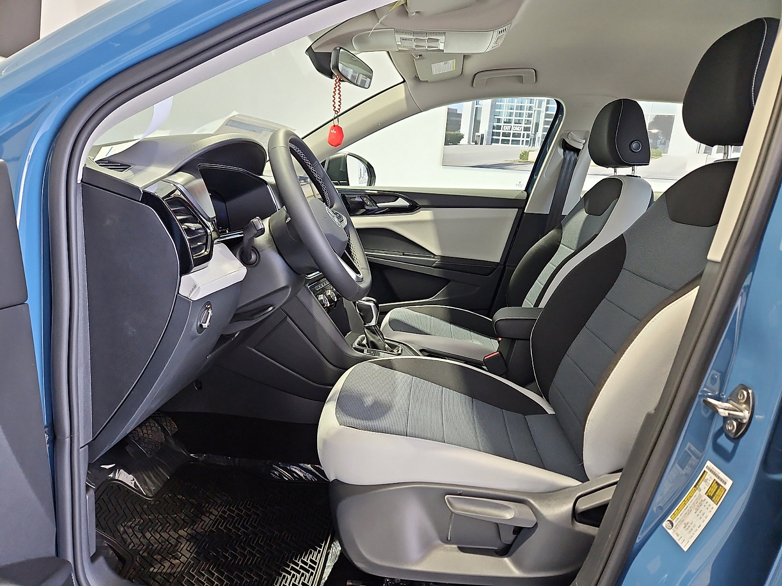 New 2026 Volkswagen Taos S FWD image 10