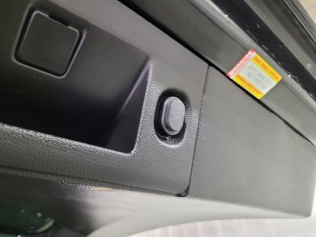 Used 2017 Chevrolet Tahoe LT w/ LT Signature Package image 66