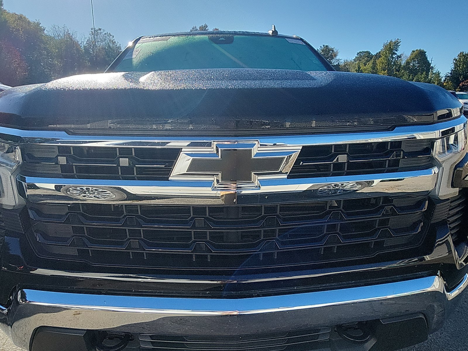 Used 2023 Chevrolet Silverado 1500 LT AWD/4WD image 11