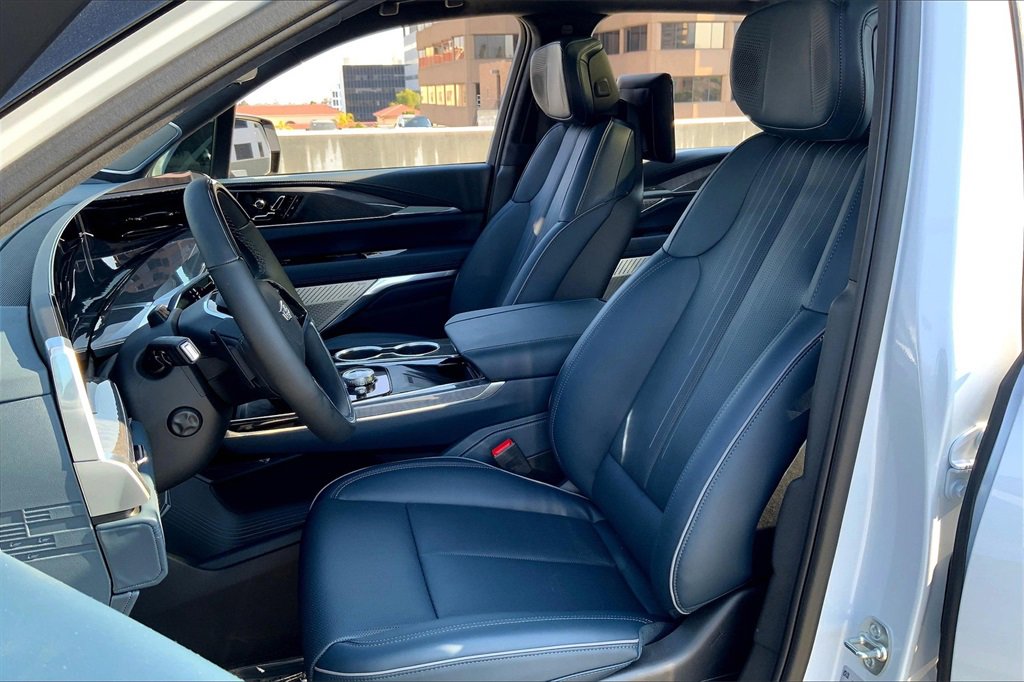 New 2026 Cadillac Escalade IQ Sport 2 w/ LPO, ONYX Package image 12