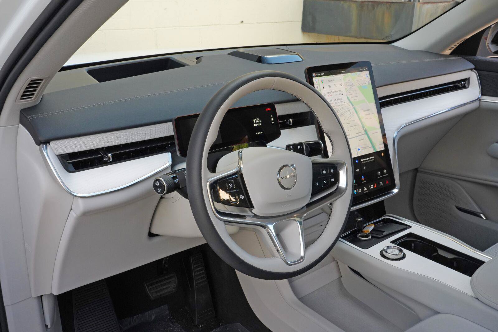 Used 2025 Volvo EX90 Plus AWD/4WD image 13