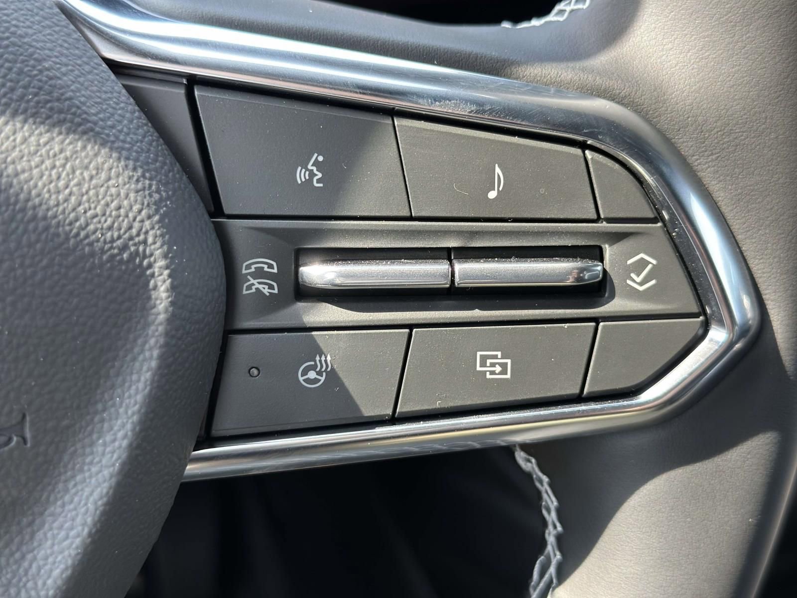 New 2026 Chevrolet Blazer EV LT image 15