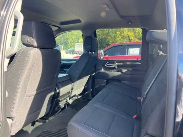 Used 2024 Chevrolet Silverado 2500 LT image 8