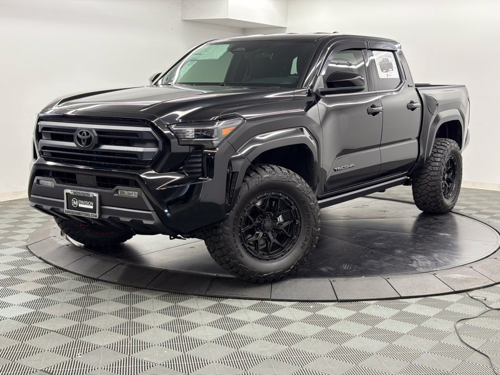 New 2026 Toyota Tacoma SR5 RWD image 2