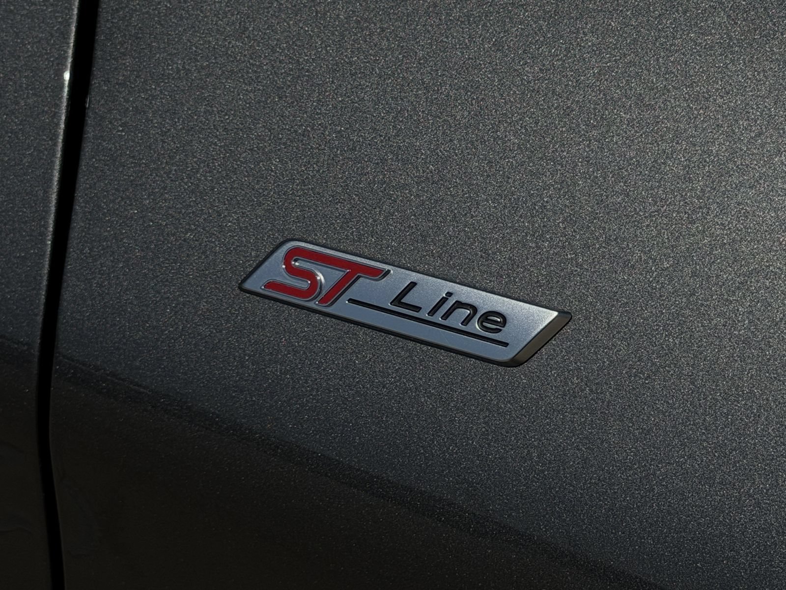 New 2026 Ford Explorer ST-Line w/ ST-Line Street Pack RWD image 9