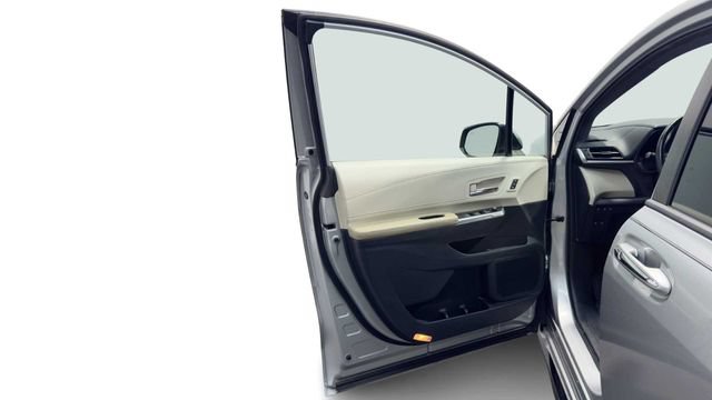 Used 2021 Toyota Sienna Limited FWD image 11