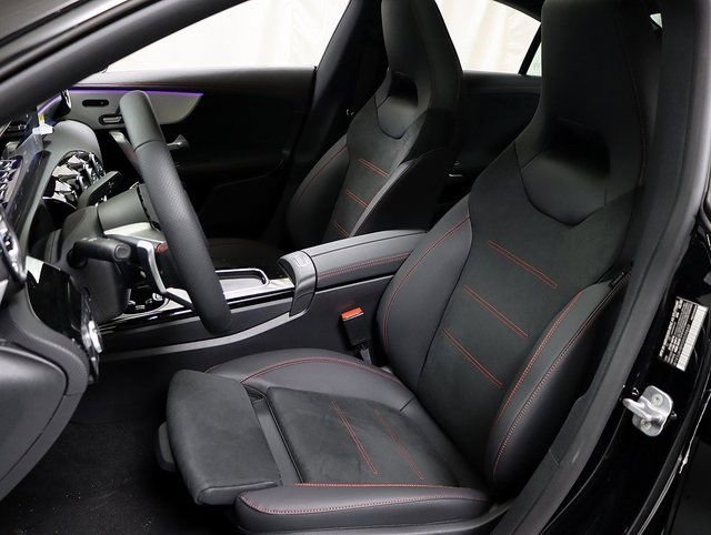 New 2025 Mercedes-Benz CLA 250 4MATIC image 12