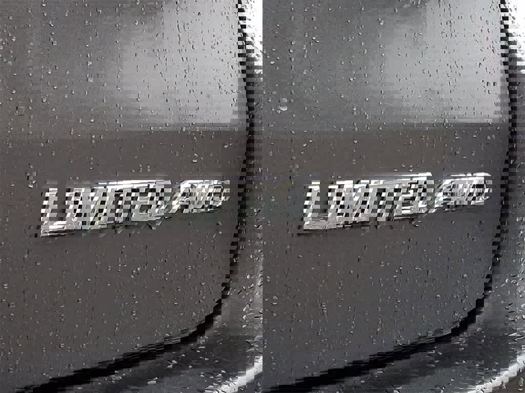 Used 2017 Toyota Highlander Limited Platinum image 33