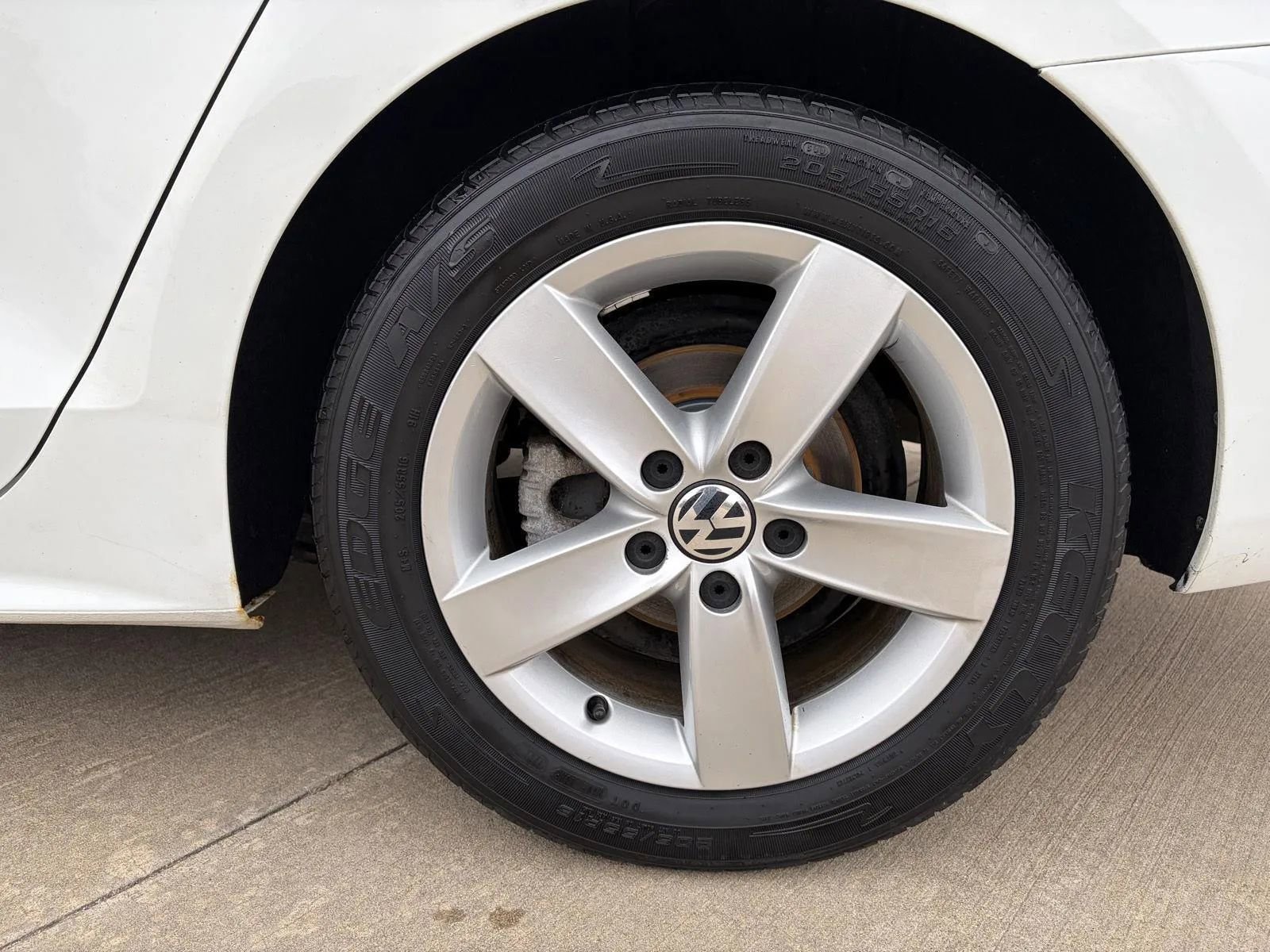 Used 2014 Volkswagen Jetta TDI image 9