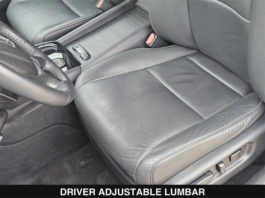 Used 2022 Honda Pilot Touring image 16