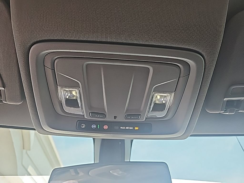 Used 2022 Chevrolet Silverado 1500 LT image 20