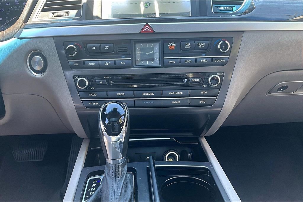 Used 2016 Hyundai Genesis 3.8 w/ Option Group 02 RWD image 41