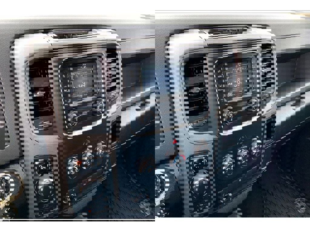 Used 2018 RAM 1500 Express w/ Express Value Package image 7