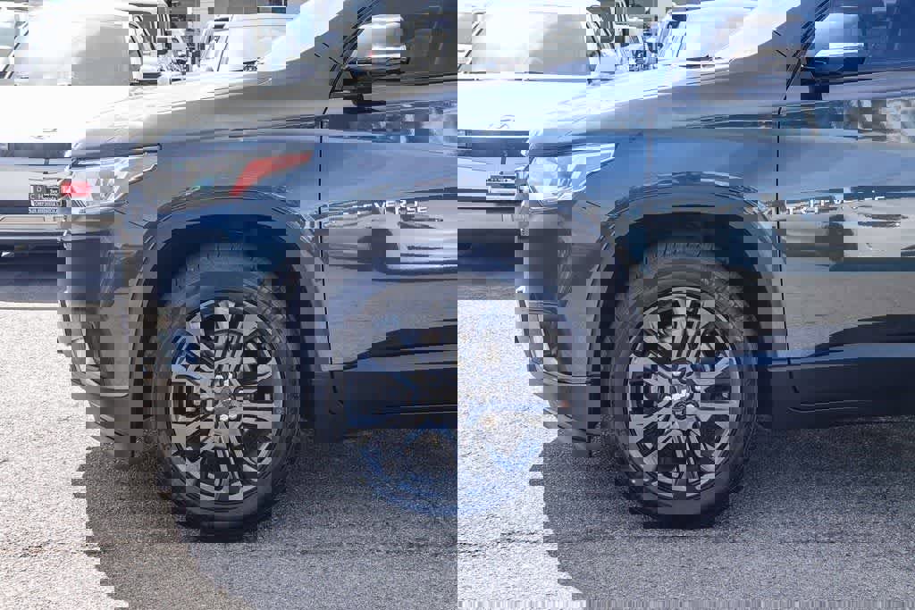 Used 2020 Chevrolet Traverse RS w/ LPO, Cargo Package image 9