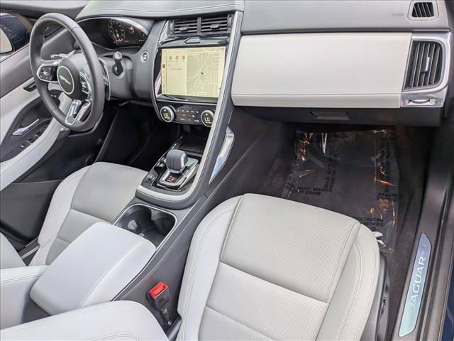 Certified 2024 Jaguar E-PACE R-Dynamic SE AWD/4WD image 22
