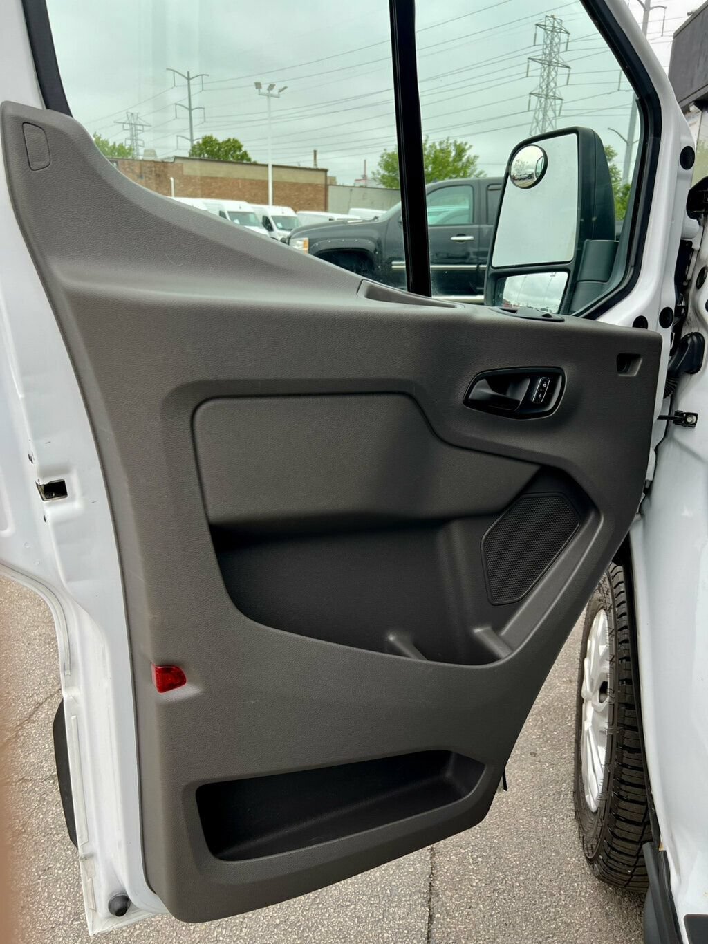 Used 2023 Ford E-Transit 148 High Roof w/ Load Area Protection Package RWD image 11