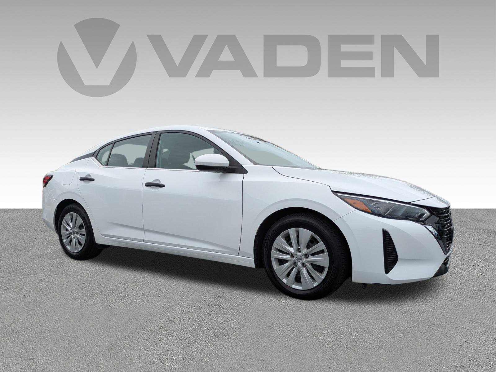 Used 2024 Nissan Sentra S image 3