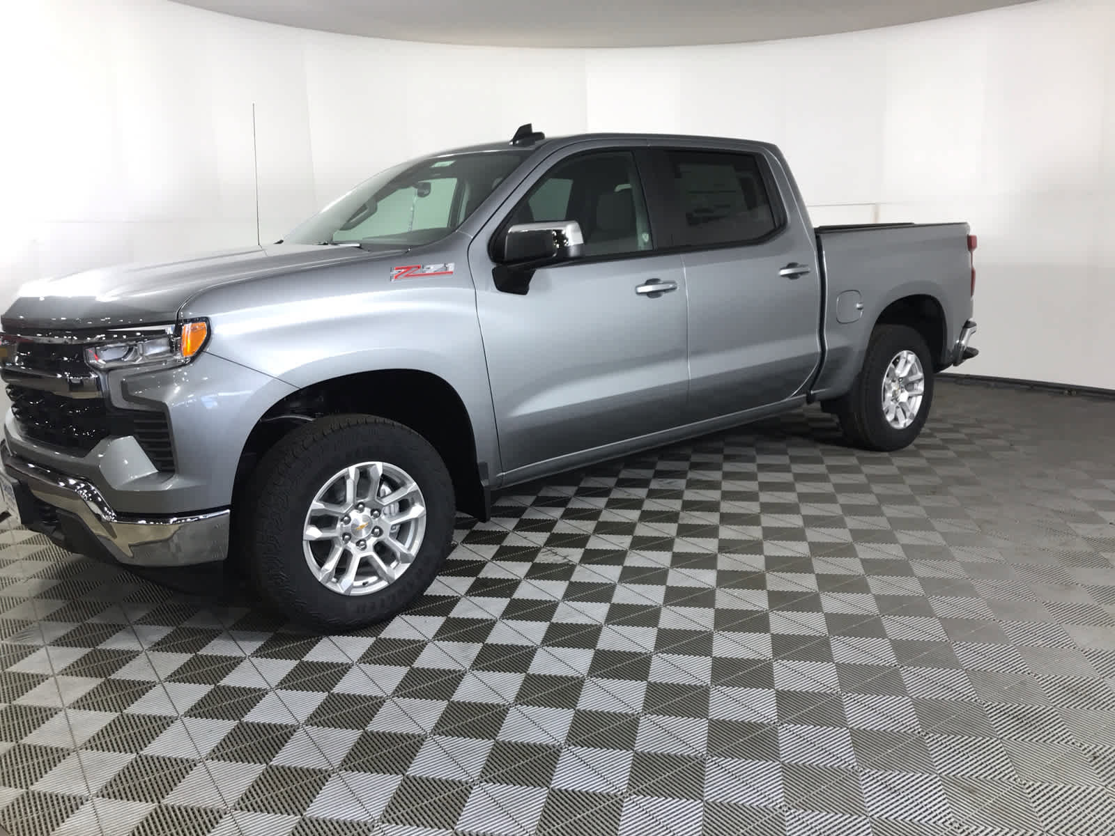 New 2026 Chevrolet Silverado 1500 LT image 3