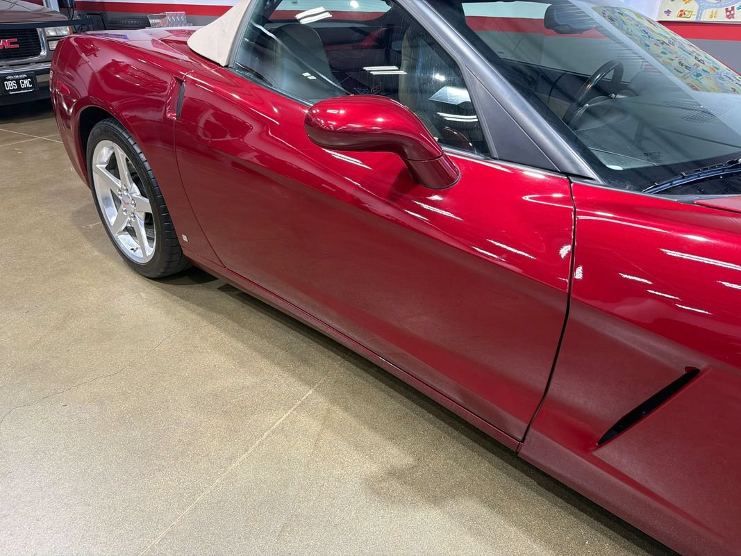 Used 2006 Chevrolet Corvette Convertible w/ Preferred Equipment Group RWD image 75