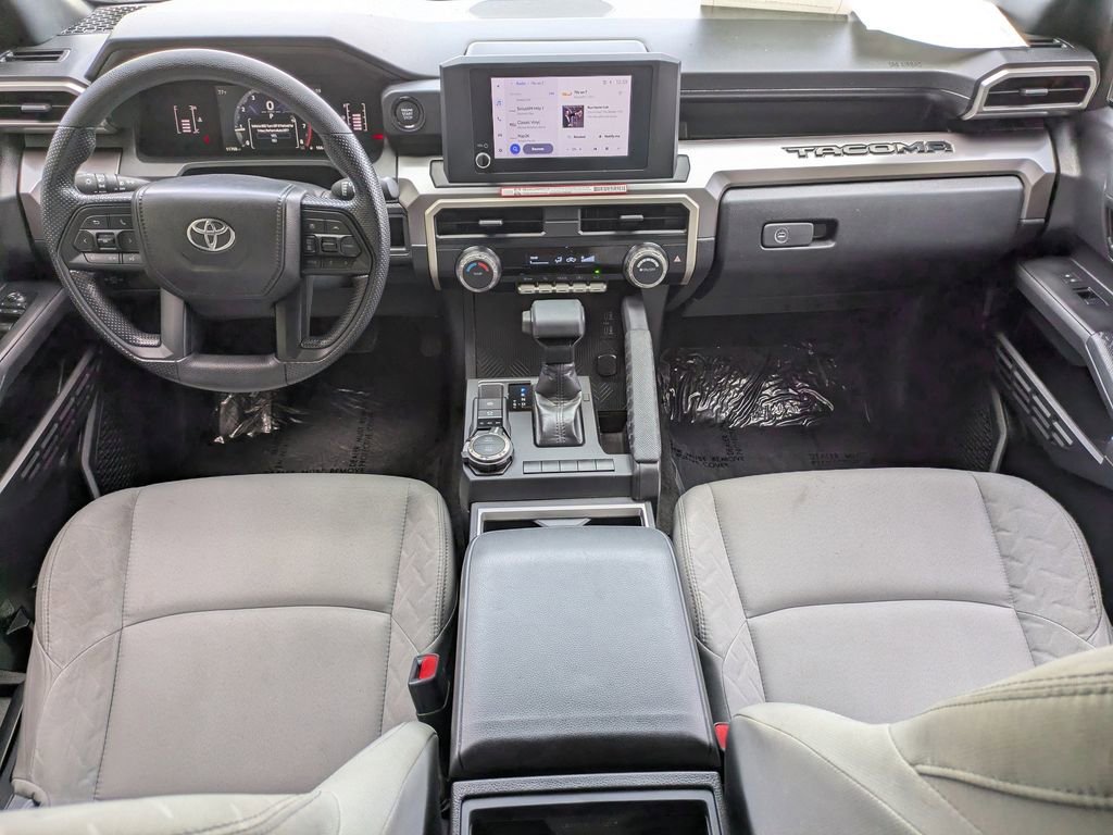 Used 2025 Toyota Tacoma SR5 AWD/4WD image 14