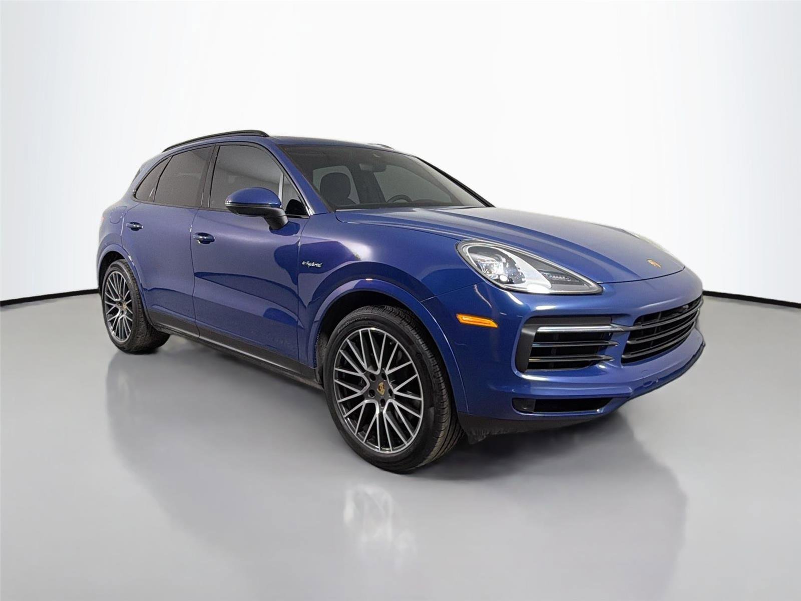 Certified 2022 Porsche Cayenne E-Hybrid AWD/4WD image 9