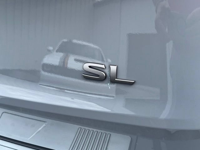 Used 2025 Nissan Rogue SL w/ Tech Package FWD image 7