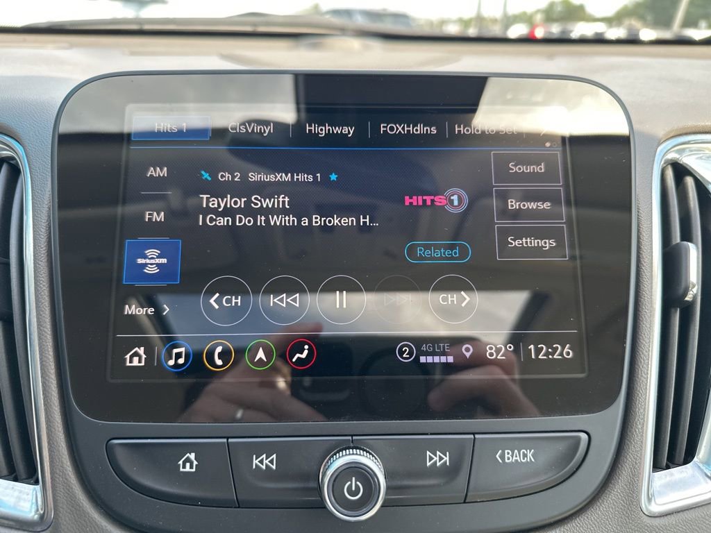 Used 2024 Chevrolet Malibu LT image 19